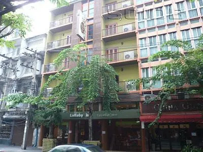 Lullaby Silom 호텔